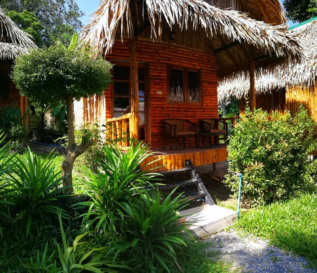 Raya Resort Koh Lipe Exterior foto